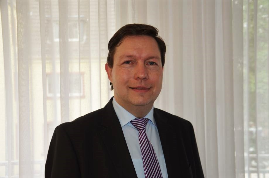 Ralf Bradtke, Notarfachangestellter